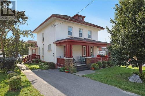 258 Plaunt Street S, Renfrew, ON - Outdoor With Deck Patio Veranda With Facade