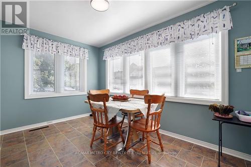 258 Plaunt Street S, Renfrew, ON - Indoor Photo Showing Dining Room