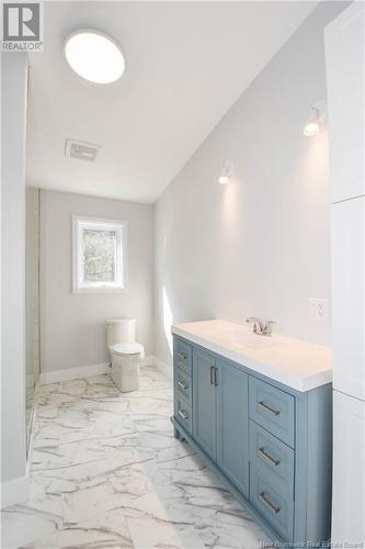 624 Du Portage Street, Caraquet, NB - Indoor Photo Showing Bathroom