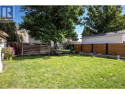 767 Jones Street, Kelowna, BC - Outdoor With Backyard