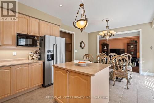 125 Second Avenue, Uxbridge, ON - Indoor Photo Showing Other Room