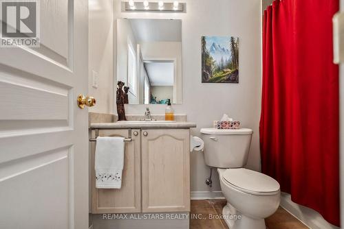 125 Second Avenue, Uxbridge, ON - Indoor Photo Showing Bathroom