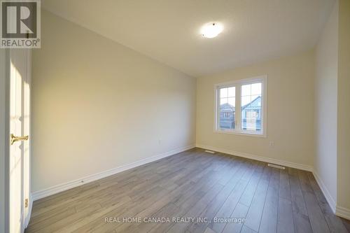 24 Durham Avenue, Barrie (Innis-Shore), ON - Indoor Photo Showing Other Room