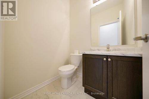 24 Durham Avenue, Barrie, ON - Indoor Photo Showing Bathroom