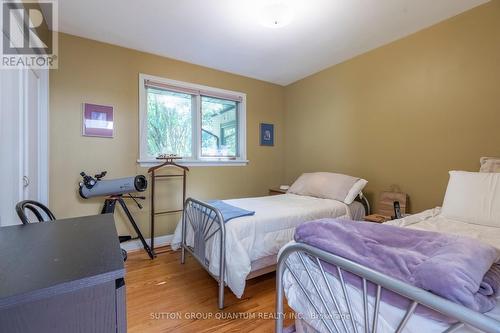 210 Radley Road, Mississauga, ON - Indoor Photo Showing Bedroom