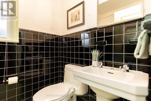 55 Kirk Bradden Road E, Toronto (Stonegate-Queensway), ON - Indoor Photo Showing Bathroom