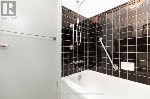 55 Kirk Bradden Road E, Toronto, ON - Indoor Photo Showing Bathroom