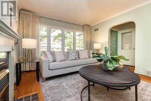 55 Kirk Bradden Road E, Toronto (Stonegate-Queensway), ON - Indoor Photo Showing Living Room