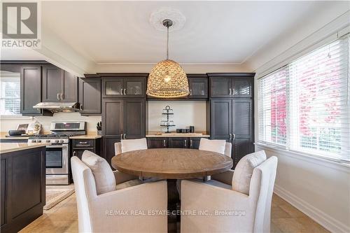 431 Patricia Drive, Burlington (Lasalle), ON - Indoor Photo Showing Dining Room