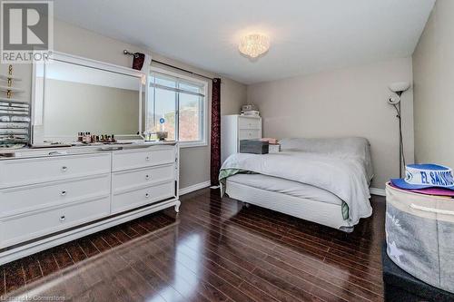 3 Dineen Court, Kitchener, ON - Indoor Photo Showing Bedroom