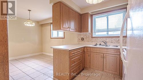 39 Hackmore Avenue, Toronto (Elms-Old Rexdale), ON - Indoor Photo Showing Kitchen With Double Sink