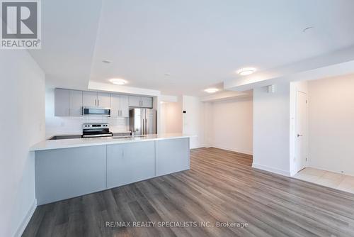 13 - 195 Veterans Drive, Brampton (Northwest Brampton), ON - Indoor Photo Showing Kitchen