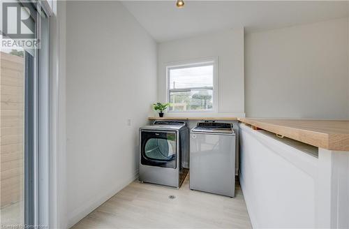 149 Woolwich Street, Waterloo, ON - Indoor Photo Showing Laundry Room