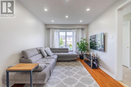 3104 Harold Sheard Drive, Mississauga, ON - Indoor Photo Showing Living Room