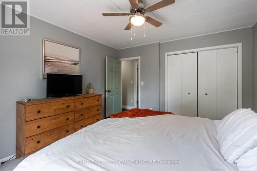 157 Locust Street, St. Thomas, ON - Indoor Photo Showing Bedroom