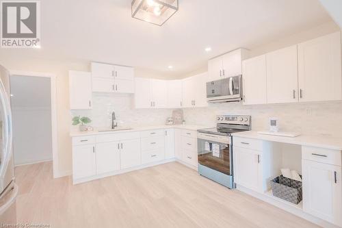 36 Ottawa Street, South River, ON - Indoor Photo Showing Kitchen