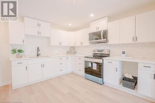 36 Ottawa Street, South River, ON - Indoor Photo Showing Kitchen