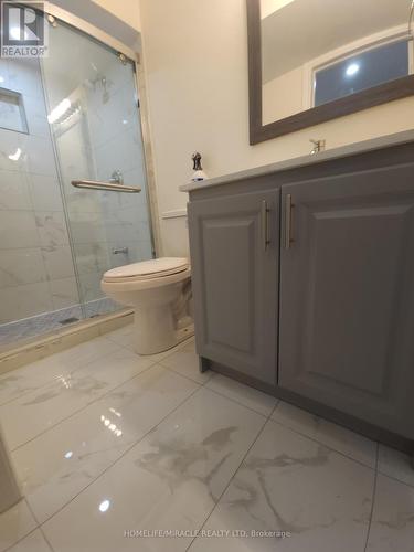 70 Gillespie Drive, Brantford, ON - Indoor Photo Showing Bathroom