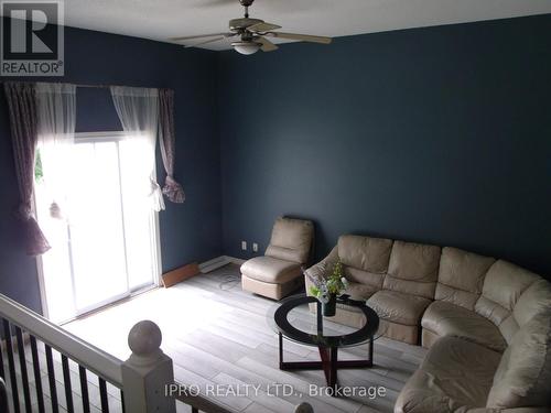 74 State Street, Welland (Welland Downtown), ON - Indoor Photo Showing Living Room