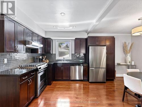 397 Horsham Avenue, Toronto (Willowdale West), ON - Indoor Photo Showing Kitchen With Upgraded Kitchen