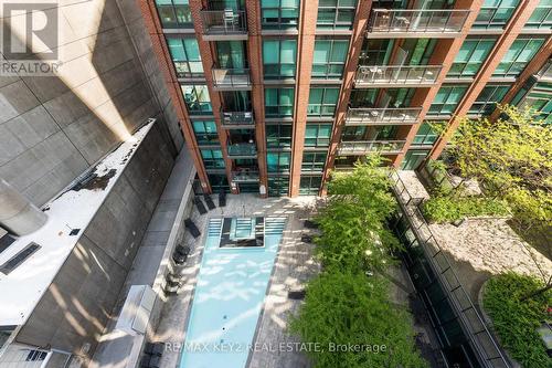 809 - 1 Scott Street, Toronto, ON - Outdoor