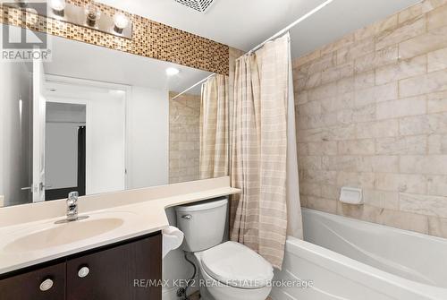 809 - 1 Scott Street, Toronto, ON - Indoor Photo Showing Bathroom