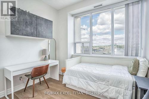 305 - 797 Don Mills Road, Toronto (Flemingdon Park), ON - Indoor Photo Showing Bedroom