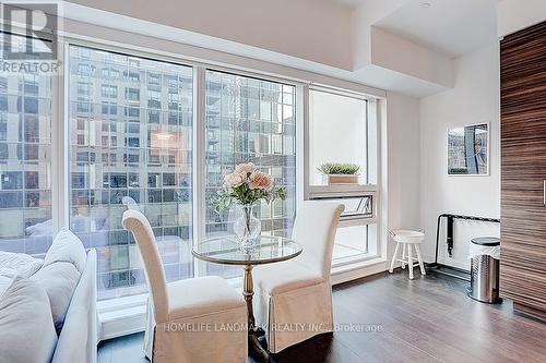 708 - 88 Scott Street, Toronto (Church-Yonge Corridor), ON - Indoor Photo Showing Dining Room