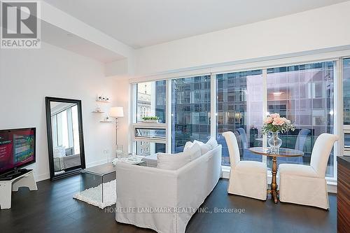 708 - 88 Scott Street, Toronto, ON - Indoor Photo Showing Living Room