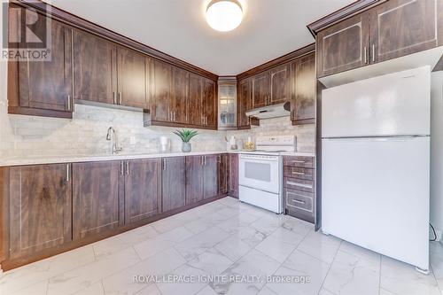 48 Milford Haven Drive, Toronto, ON - Indoor Photo Showing Kitchen