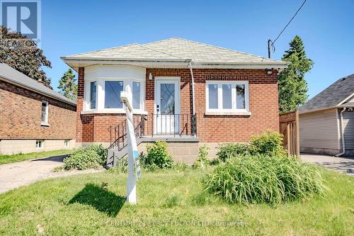 250 Mcnaughton Avenue, Oshawa (Central), ON - Outdoor