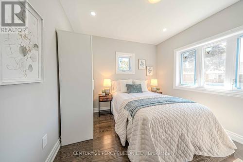 250 Mcnaughton Avenue, Oshawa (Central), ON - Indoor Photo Showing Bedroom