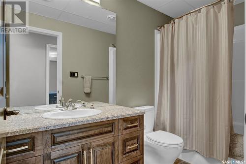 4224 Green Rose Crescent E, Regina, SK - Indoor Photo Showing Bathroom