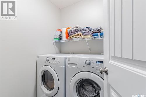 1125 15Th Street E, Saskatoon, SK - Indoor Photo Showing Laundry Room