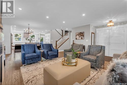 1125 15Th Street E, Saskatoon, SK - Indoor Photo Showing Living Room