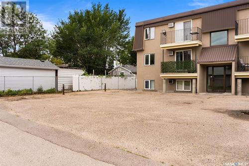 235 Mcintyre Street, Regina, SK - Outdoor