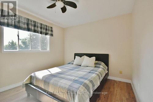 1889 Applewood Avenue, Innisfil (Alcona), ON - Indoor Photo Showing Bedroom