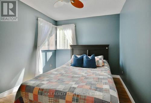 1889 Applewood Avenue, Innisfil (Alcona), ON - Indoor Photo Showing Bedroom