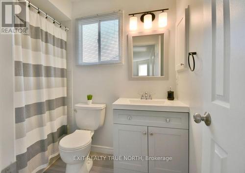 1889 Applewood Avenue, Innisfil (Alcona), ON - Indoor Photo Showing Bathroom