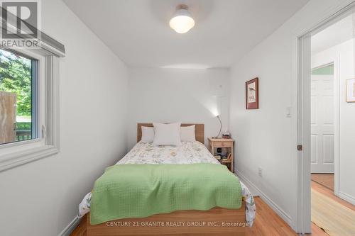 33225 Hwy 62, Hastings Highlands, ON - Indoor Photo Showing Bedroom