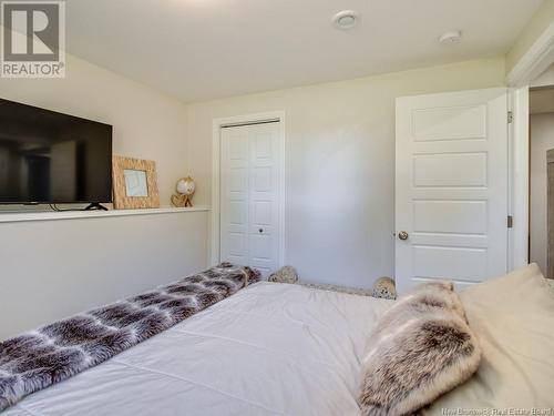 75 Berkley Drive, New Maryland, NB - Indoor Photo Showing Bedroom