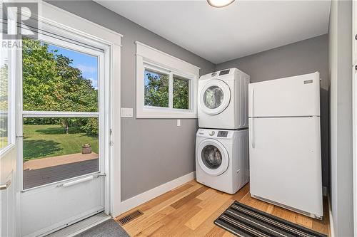 154 Stamford Drive, Perth, ON - Indoor Photo Showing Laundry Room