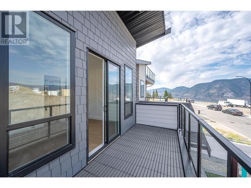 3304 Evergreen Drive, Penticton, BC - Outdoor With Exterior