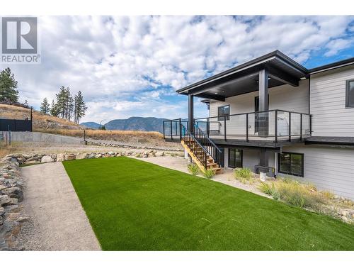 3304 Evergreen Drive, Penticton, BC - Outdoor