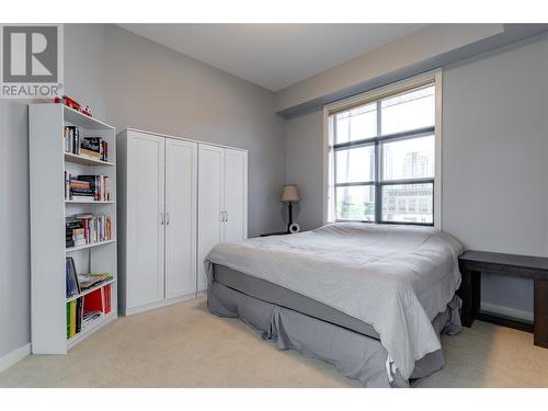 1331 Ellis Street Unit# 406, Kelowna, BC - Indoor Photo Showing Bedroom