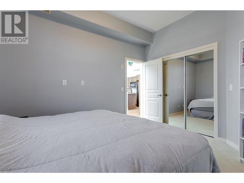 1331 Ellis Street Unit# 406, Kelowna, BC - Indoor Photo Showing Bedroom