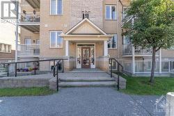 164 PASEO PRIVATE UNIT#3  Ottawa, ON K2G 4N7