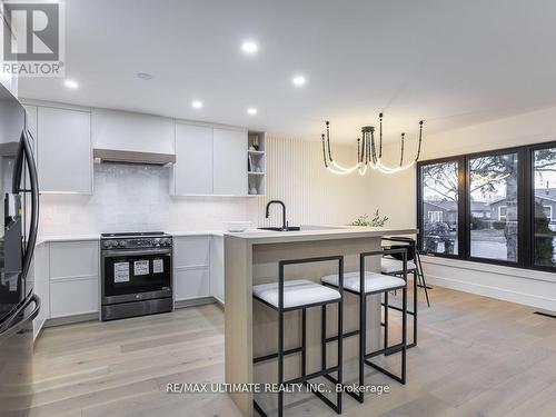 49 Maplegrove Avenue, Bradford West Gwillimbury (Bradford), ON - Indoor Photo Showing Kitchen With Upgraded Kitchen