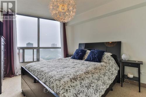 1102 - 150 Charlton Avenue E, Hamilton (Corktown), ON - Indoor Photo Showing Bedroom