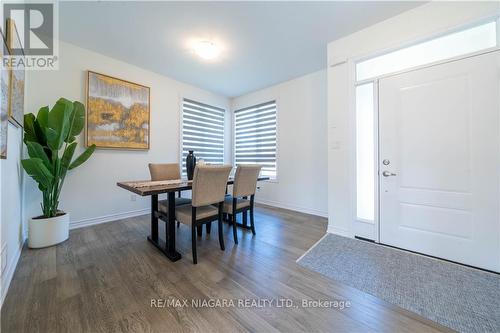 8064 Citation Road, Niagara Falls, ON - Indoor Photo Showing Dining Room